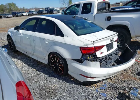 2019 Audi S3 2.0T Premium Plus z USA, uszkodzony, nr VIN WAUB1HFF5KA084911